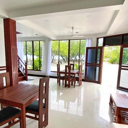 Beach Walk Villa Maldives Gulhi Luaran gambar