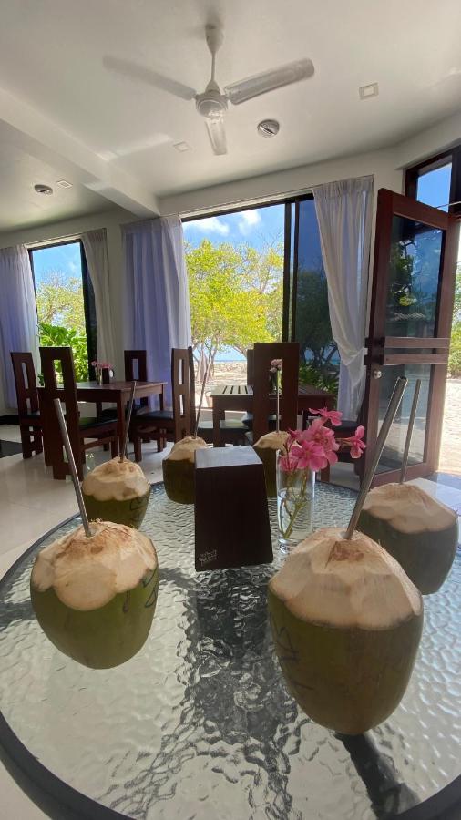 Beach Walk Villa Maldives Gulhi Luaran gambar